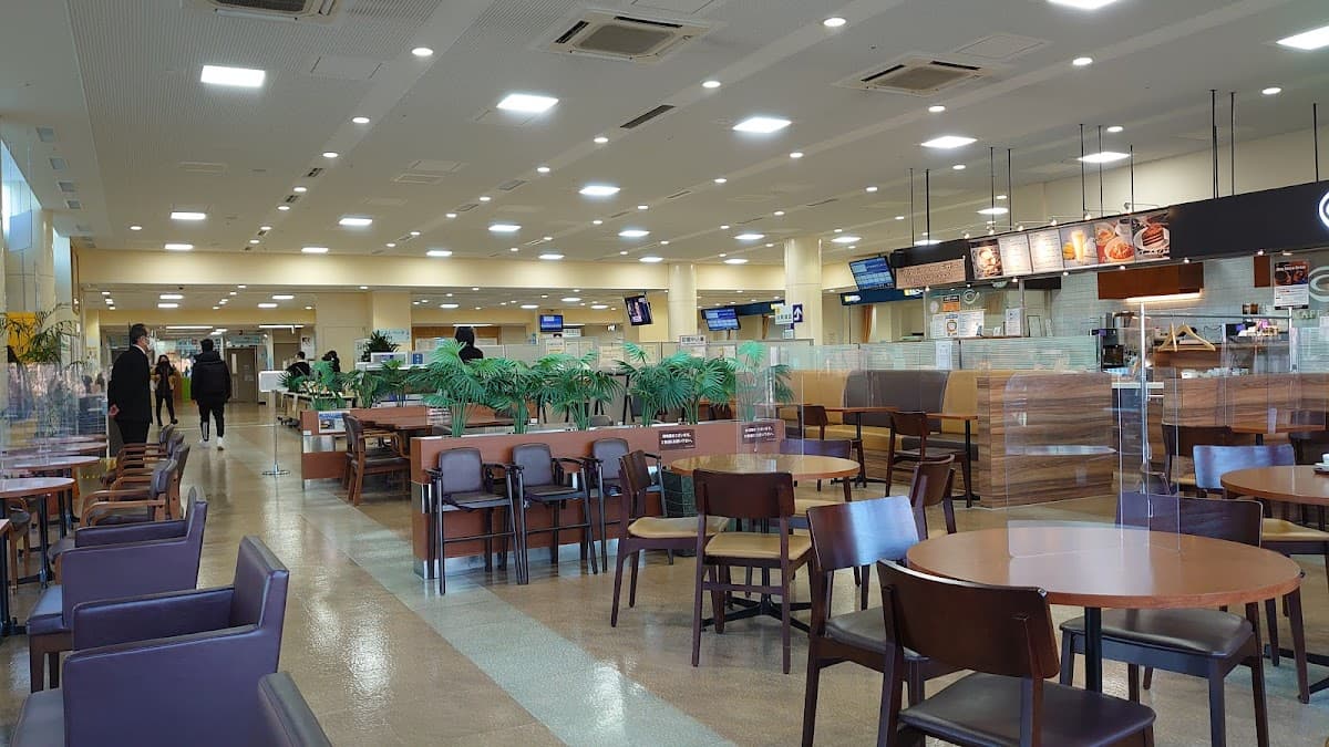 Café de Crié Ōsaka University Dental Hospital Shop