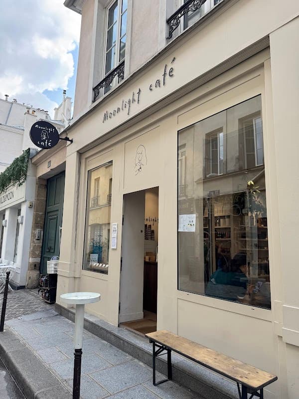 Moonlight café, coffee shop, specialty coffee