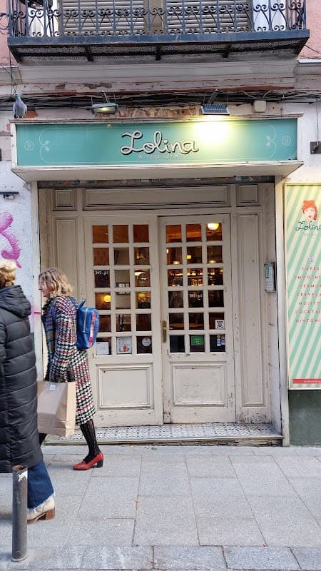 Lolina Vintage Café