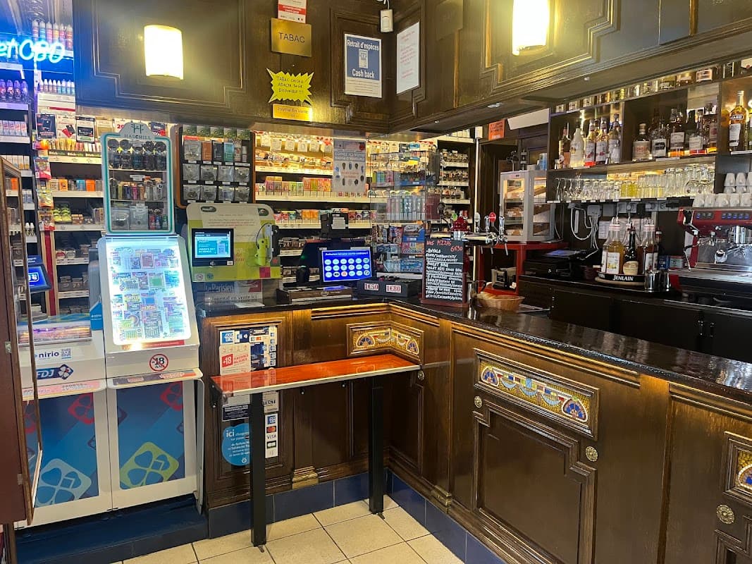 Tabac Café de la Seine - Vape / CBD / Compatible IQOS ILUMA TEREA / Coffee Shop - Bar à Jeux/Gare de Lyon/Gare d’Austerlitz