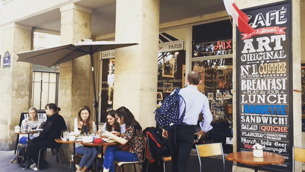 Aux Arts Etc... Café Galerie d'art