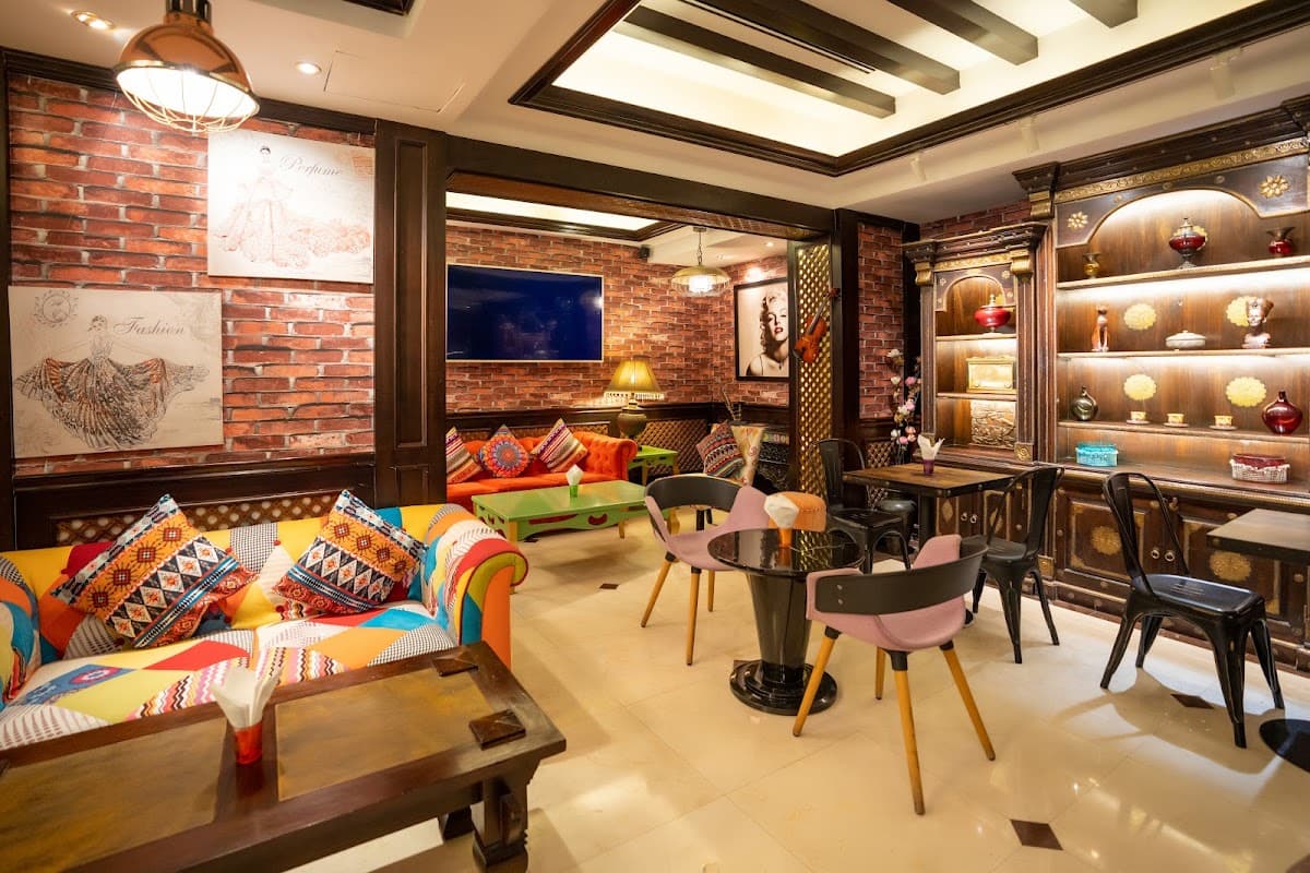 Cross Cultural Cafe & Bistro