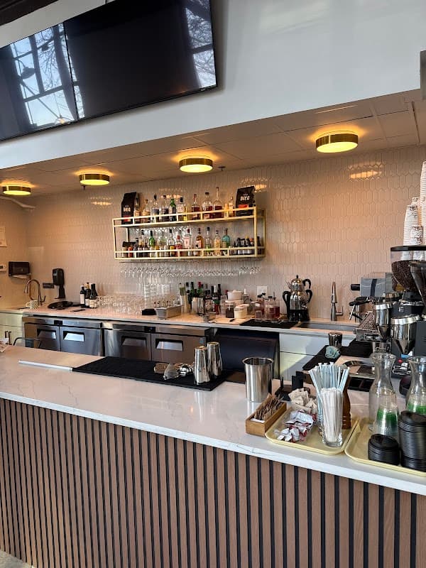 INDNON Cafe & Bistro