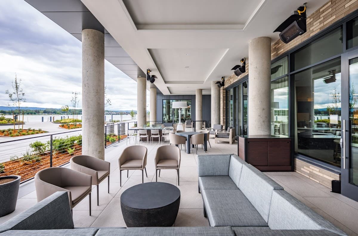 Ondus on the Waterfront