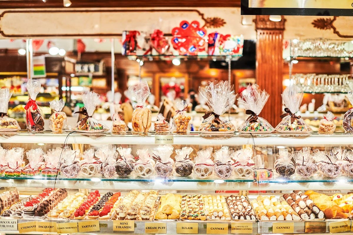 Ferrara Bakery & Cafe