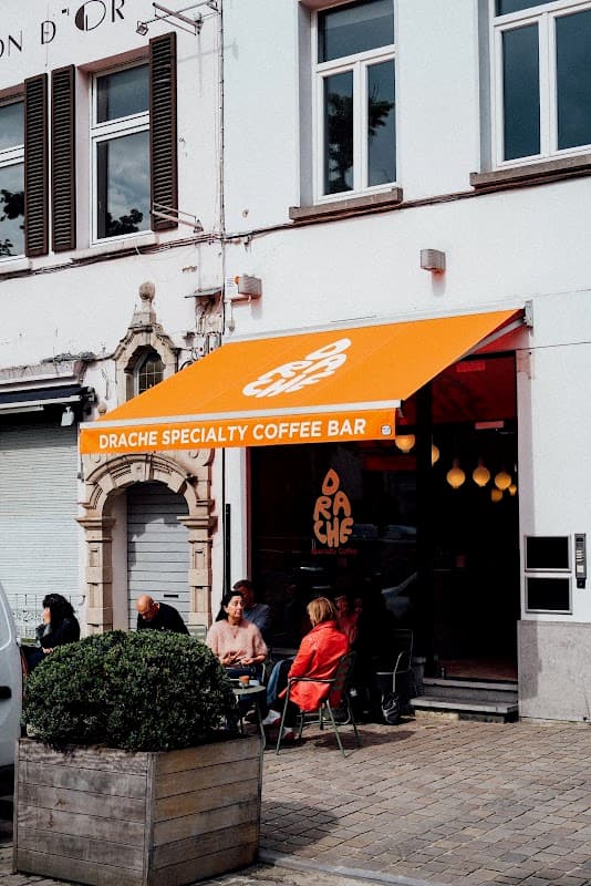 DRACHE Specialty Coffee Bar