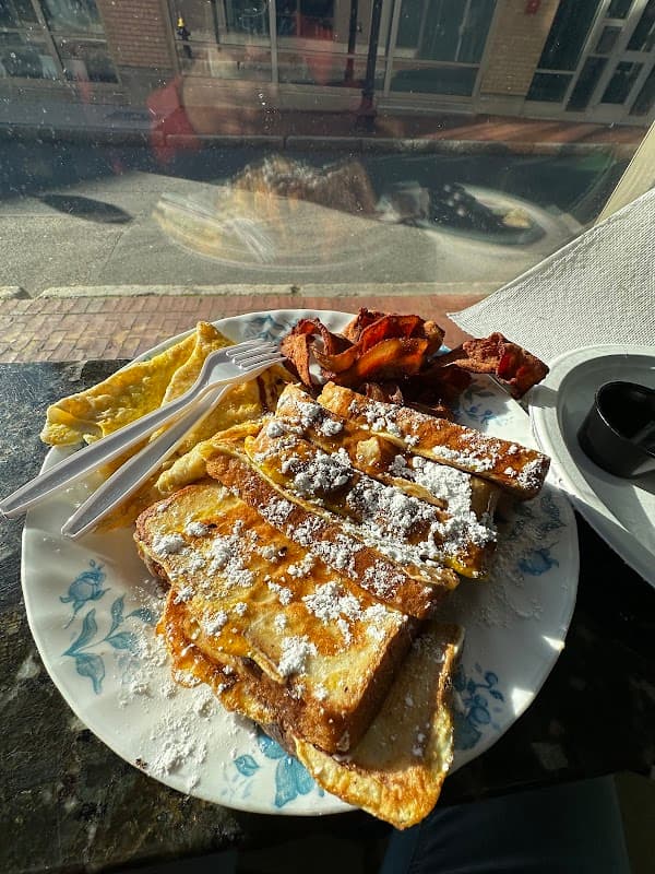 Bostonian Market & Cafe