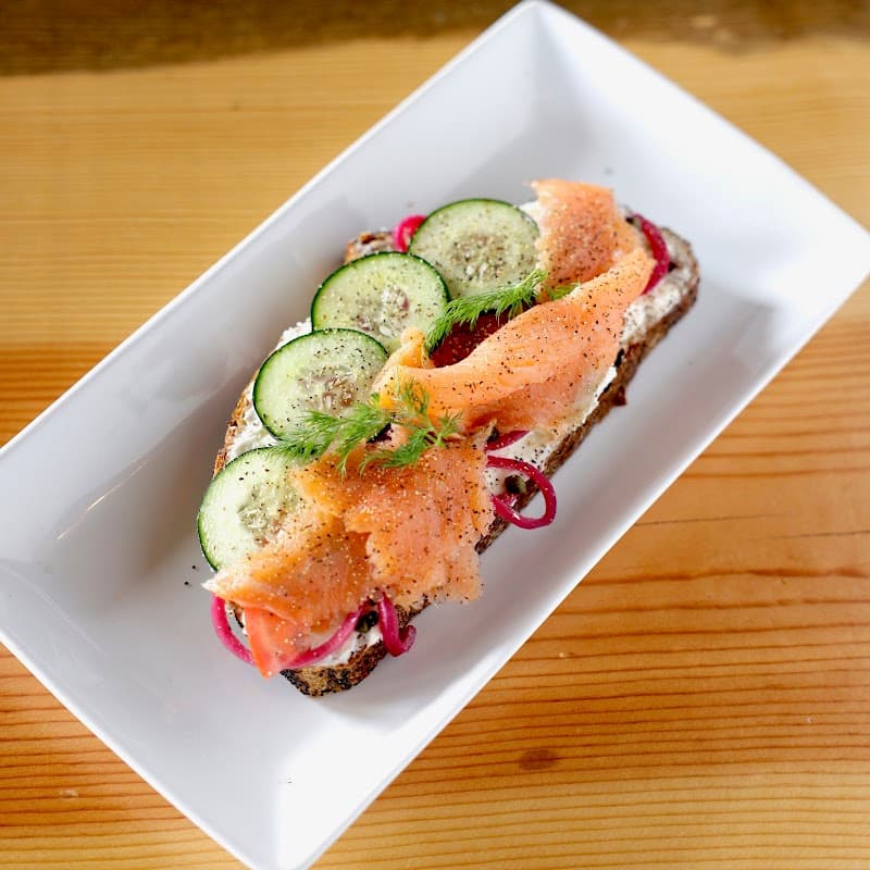 Point Lume Coffee Bar