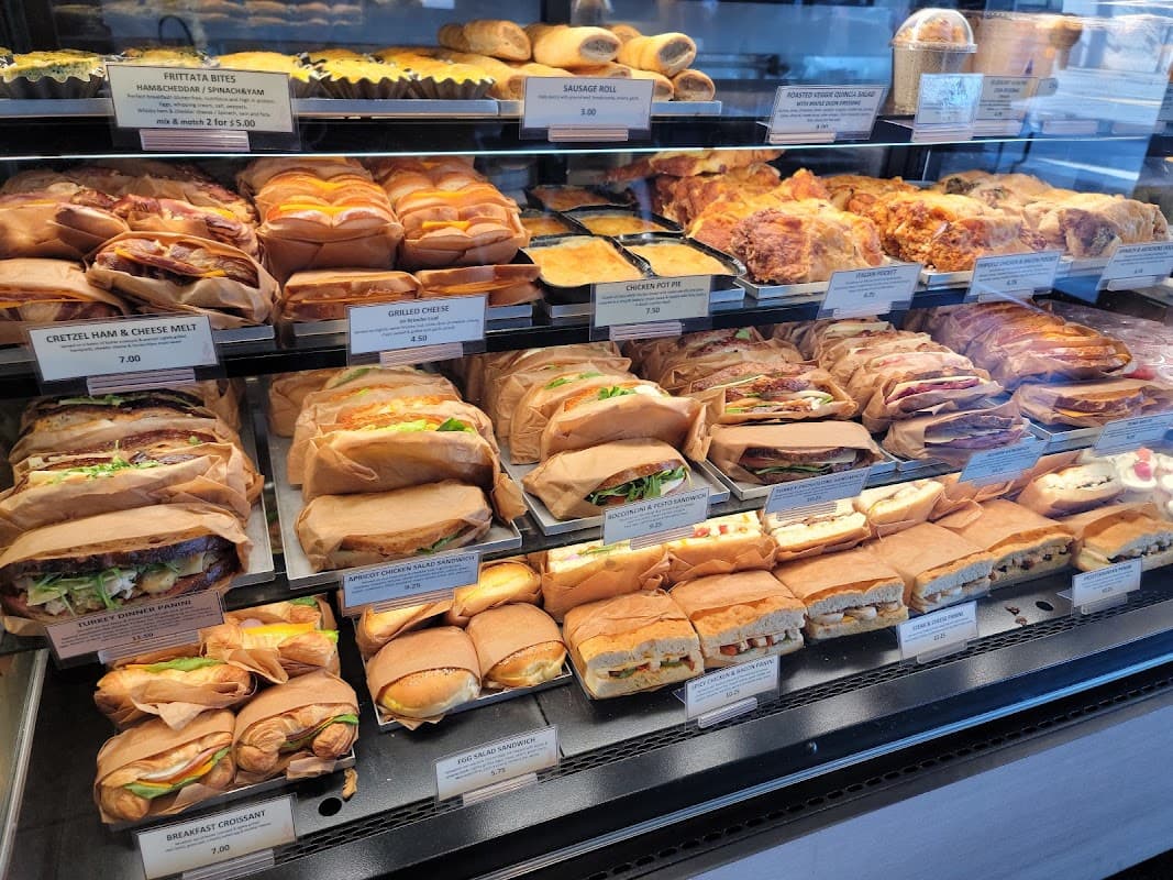 Breka Bakery & Cafe - Fraser