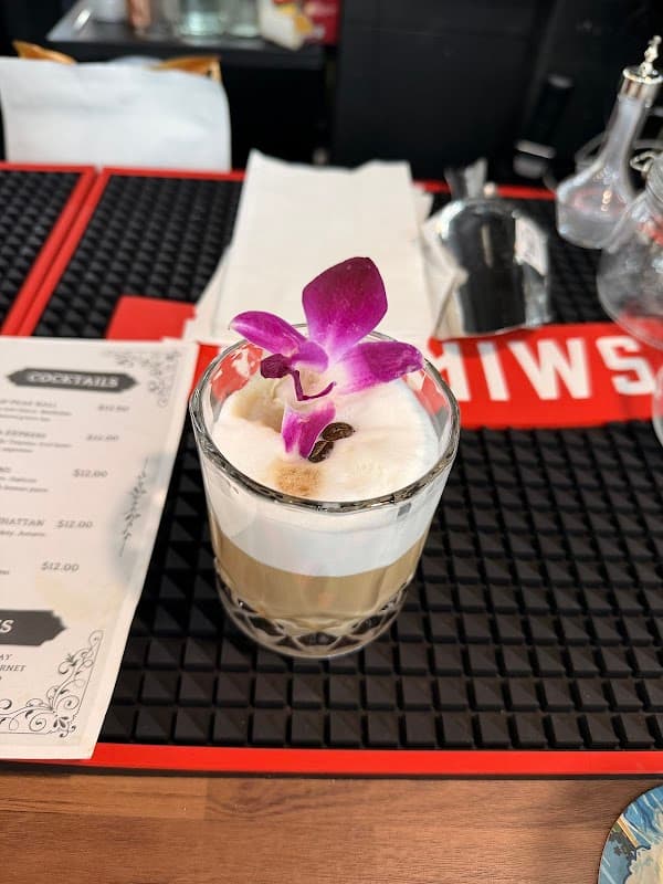 Coffee and Bar at Vintage