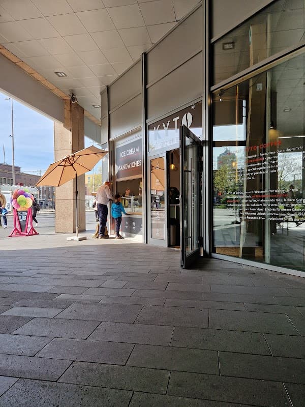 KYTO Coffee Hauptbahnhof