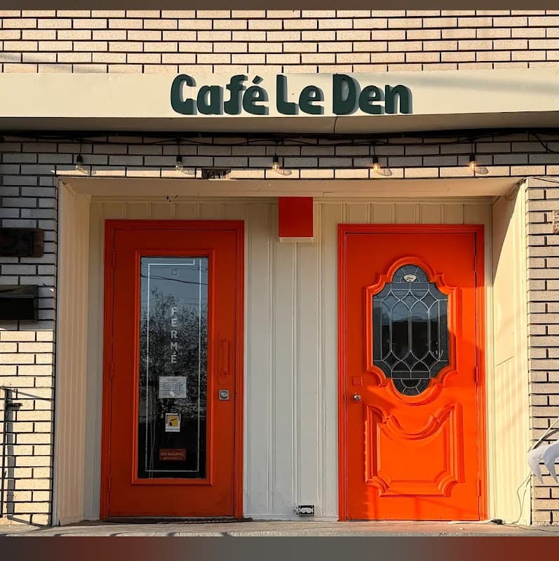 Cafe Le Den