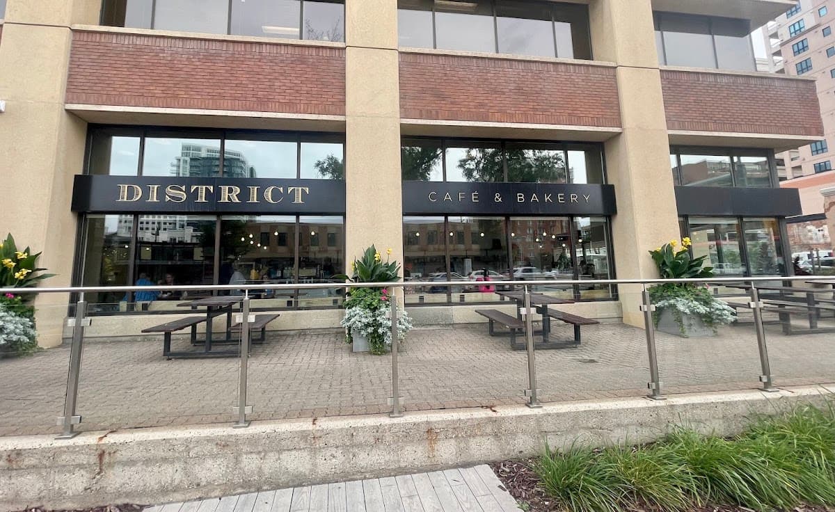 District Café & Bakery