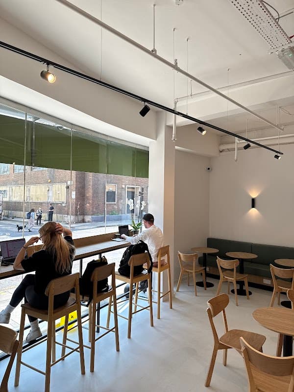 Early Bees Coffee Old Street