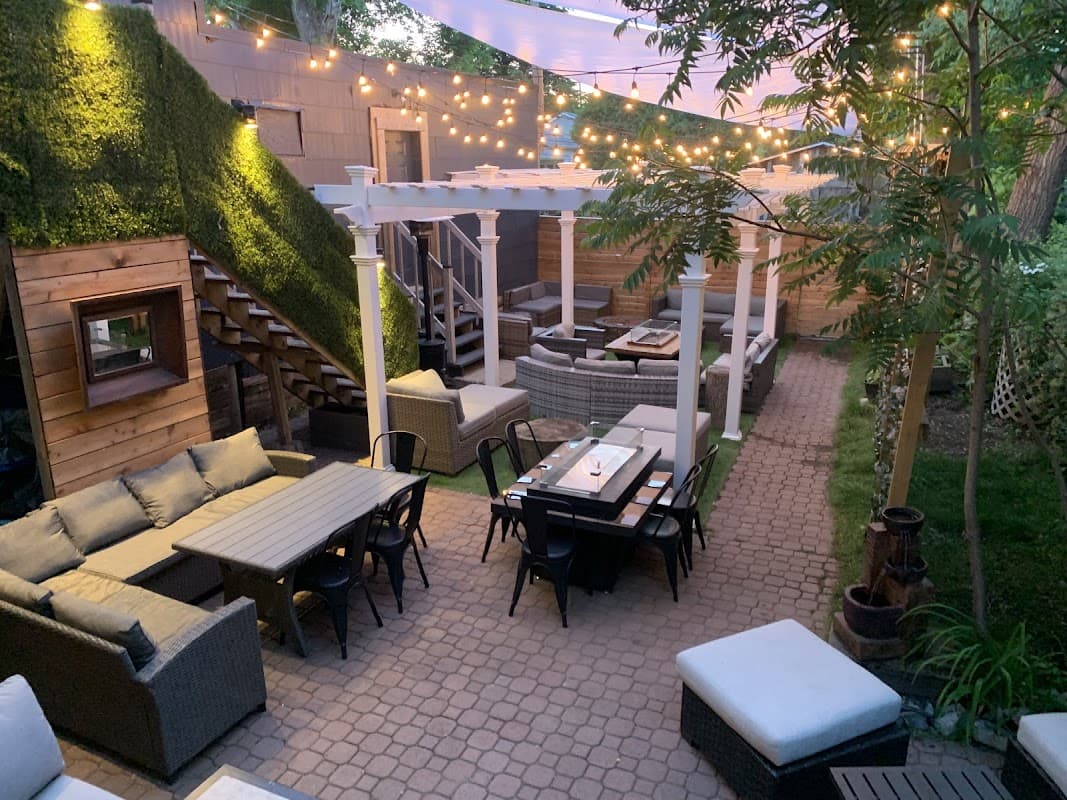 ÔRA Cafe & Cocktail