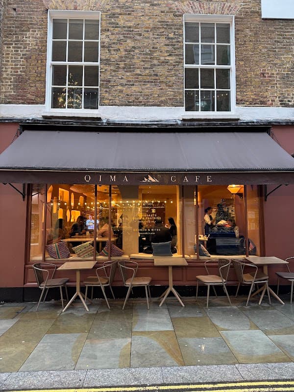 Qima Café and Pâtisserie - Covent Garden