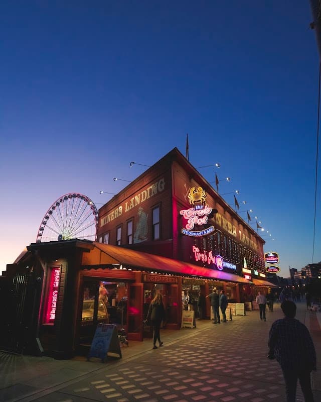 Miner’s Landing Pier 57 Seattle
