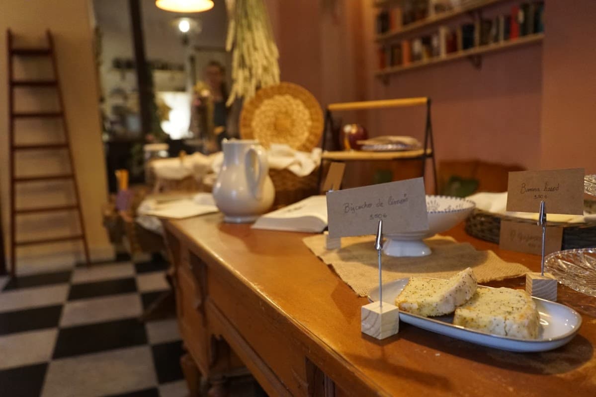 Mansilla Libros y Café